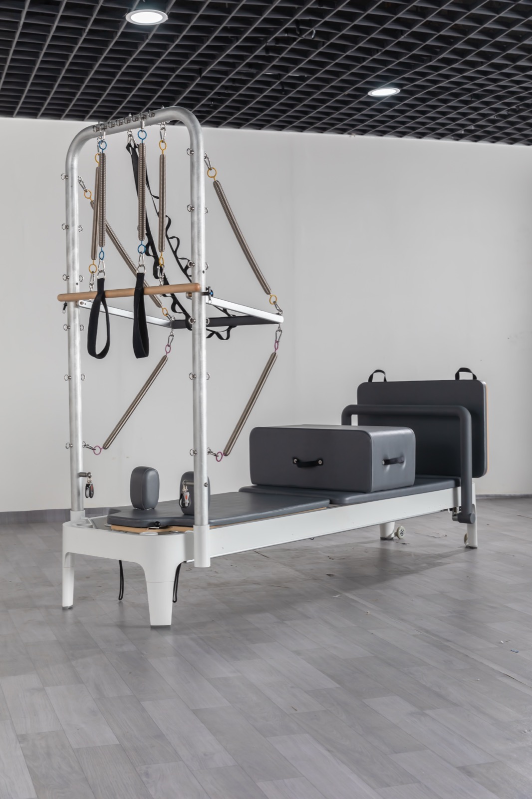 LUMINA Y01-02 Classic Half Cadillac Reformer view 2
