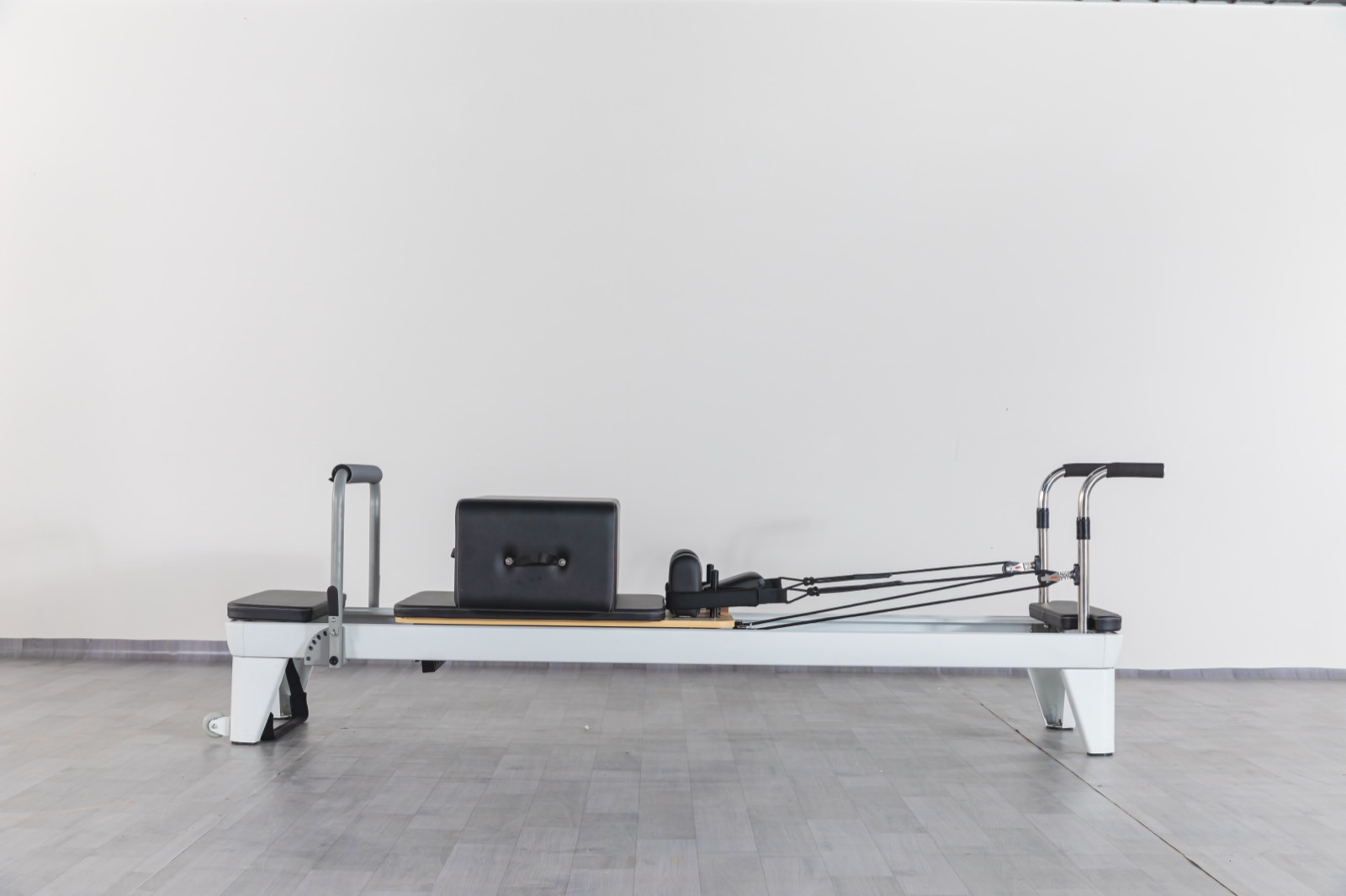 LUMINA Y03-01 Third Generation Studio Reformer Lumina