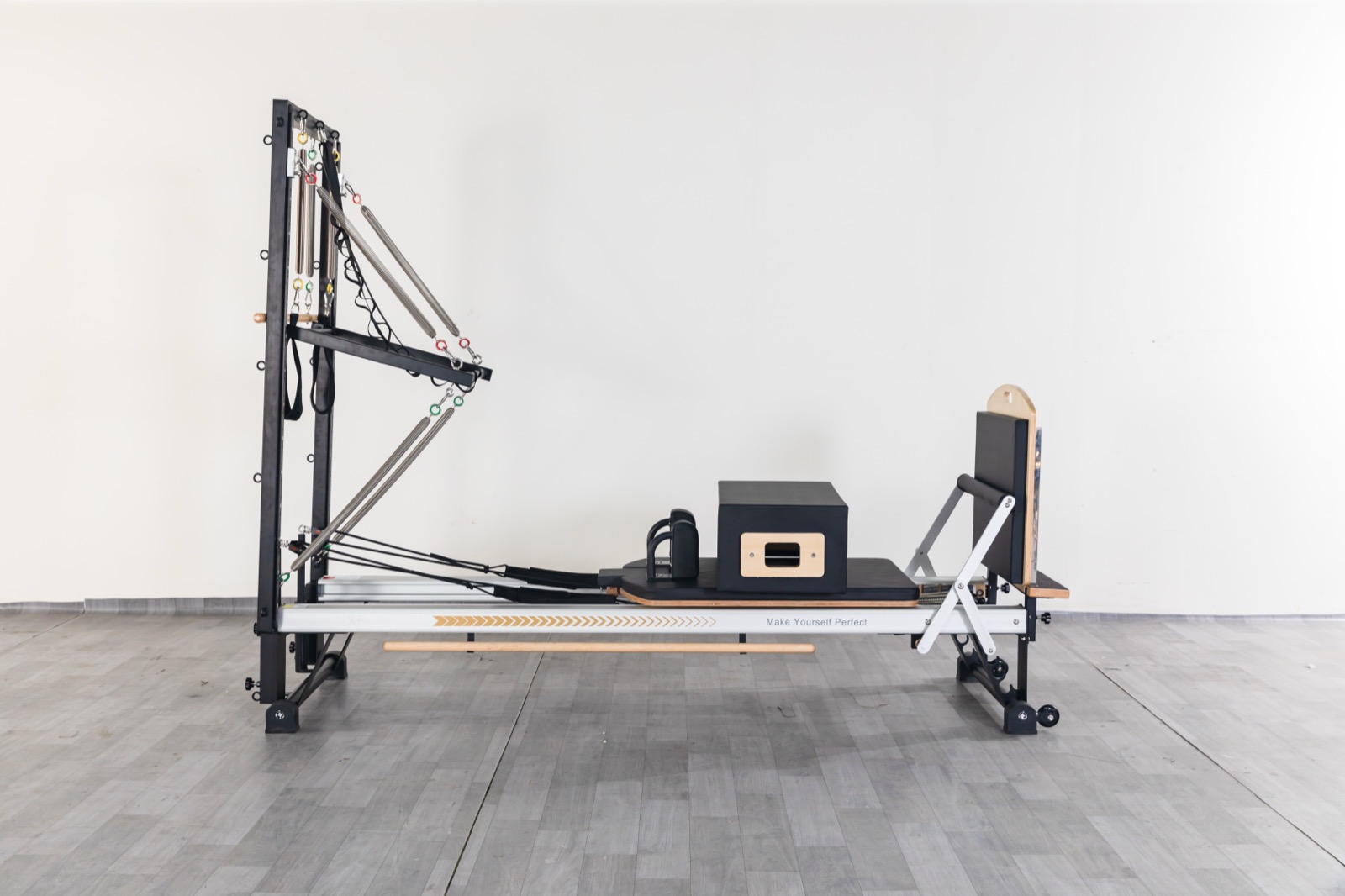 LUMINA Y07-02 Manliqiu Half Cadillac Reformer Pilates-apparatuur