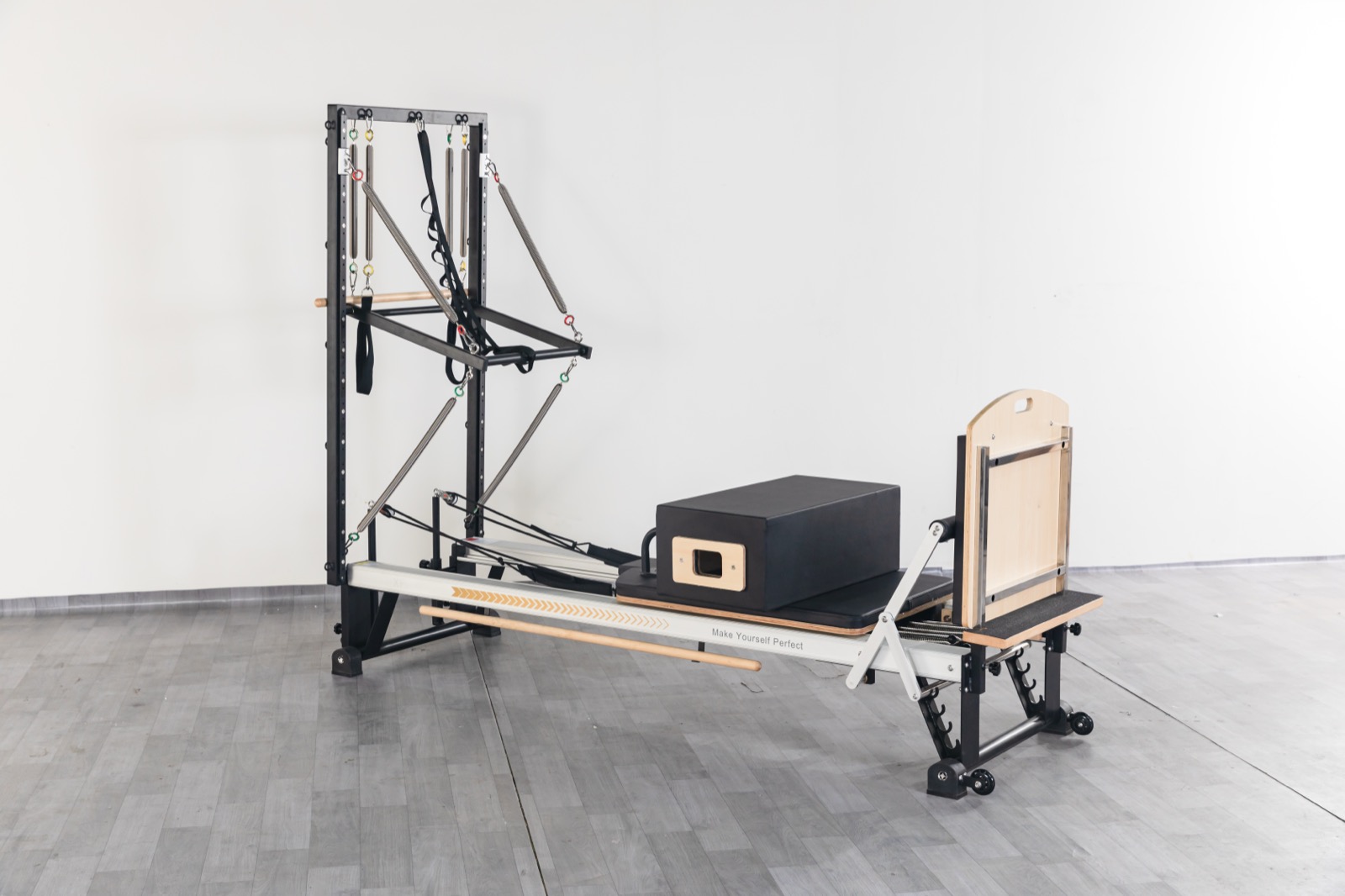 LUMINA Y07-02 Manliqiu Half Cadillac Reformer view 2