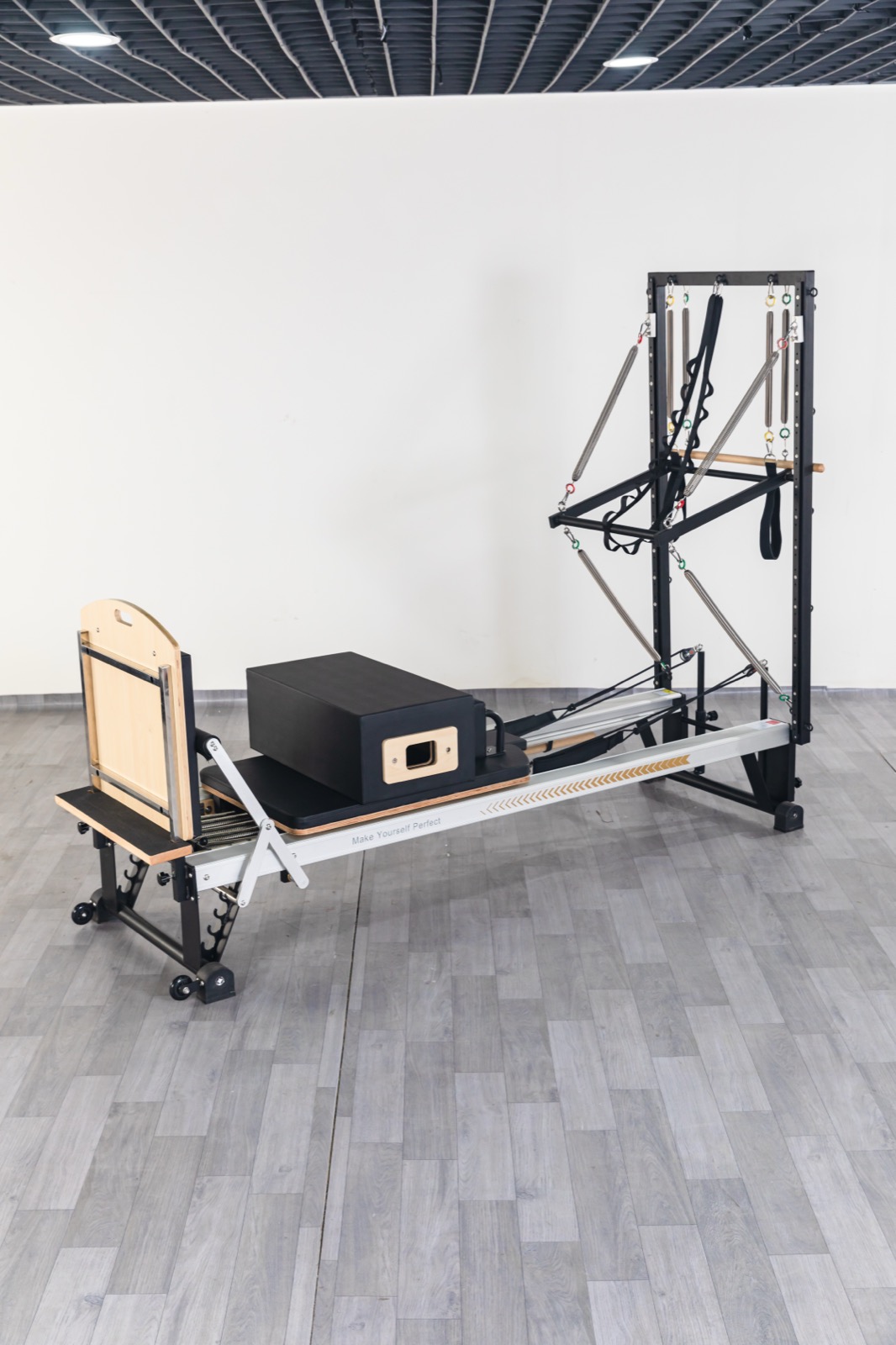 LUMINA Y07-02 Manliqiu Half Cadillac Reformer view 3
