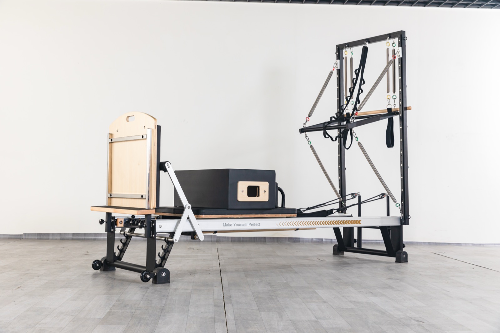 LUMINA Y07-02 Manliqiu Half Cadillac Reformer view 4