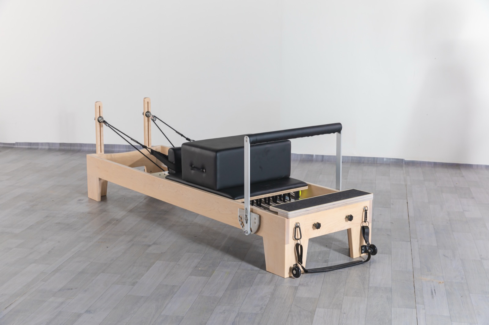 LUMINA Classical Maple Reformer view 2