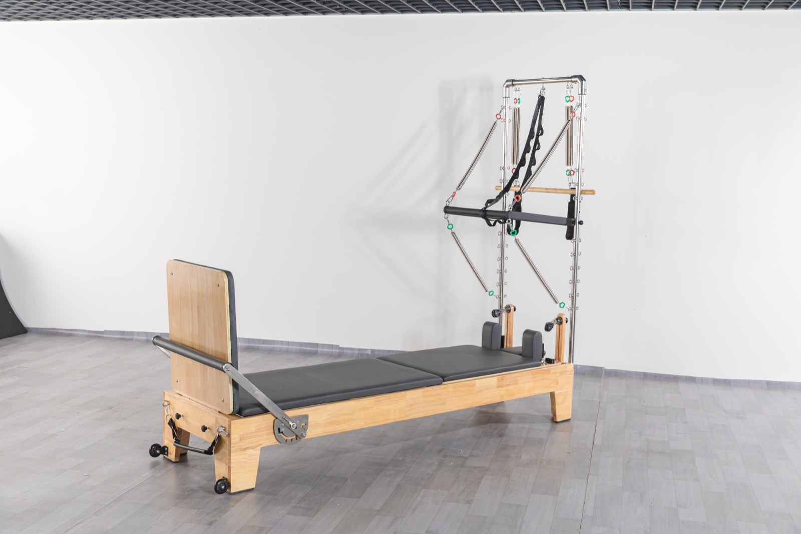 LUMINA Elite Oak Reformer With Tower view 2
